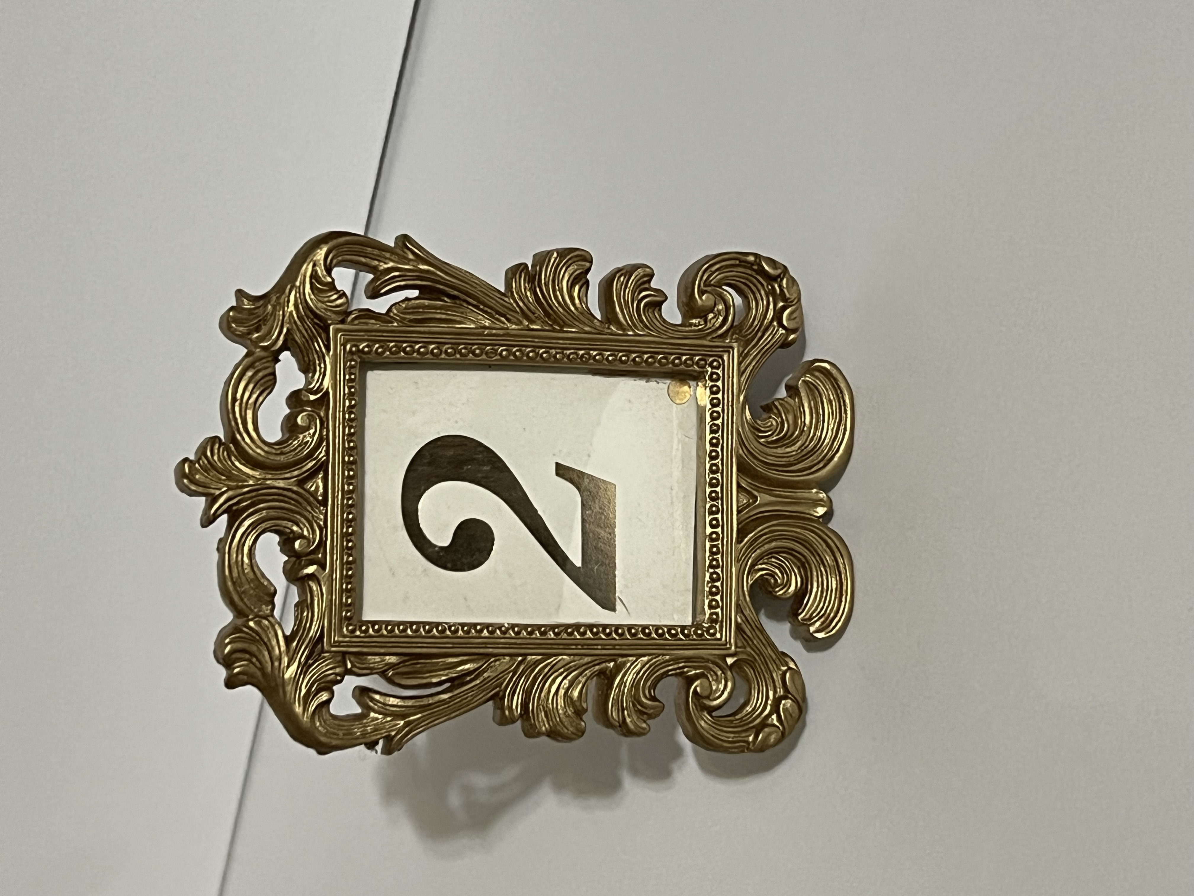 Elegant Place Card Holder