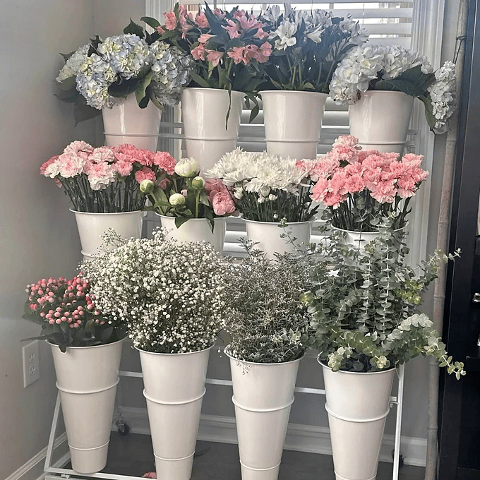 White Elegant Flower Bar Stand with 12 Flower Vases