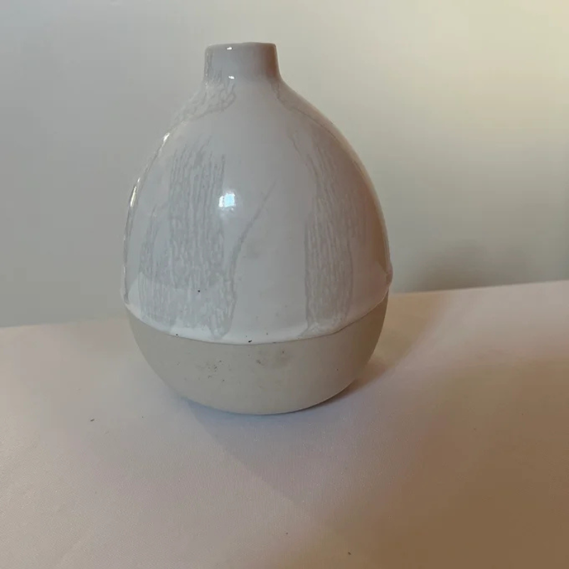Ceramic Cream Vase  6Inch 